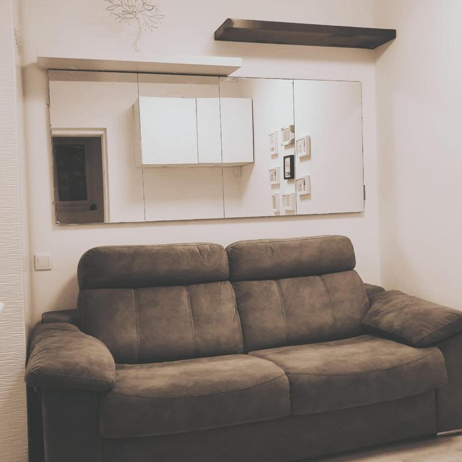 ברצלונה Studio Or Rooms With Private Bathroom Or Rooms With Shared Bathroom מראה חיצוני תמונה