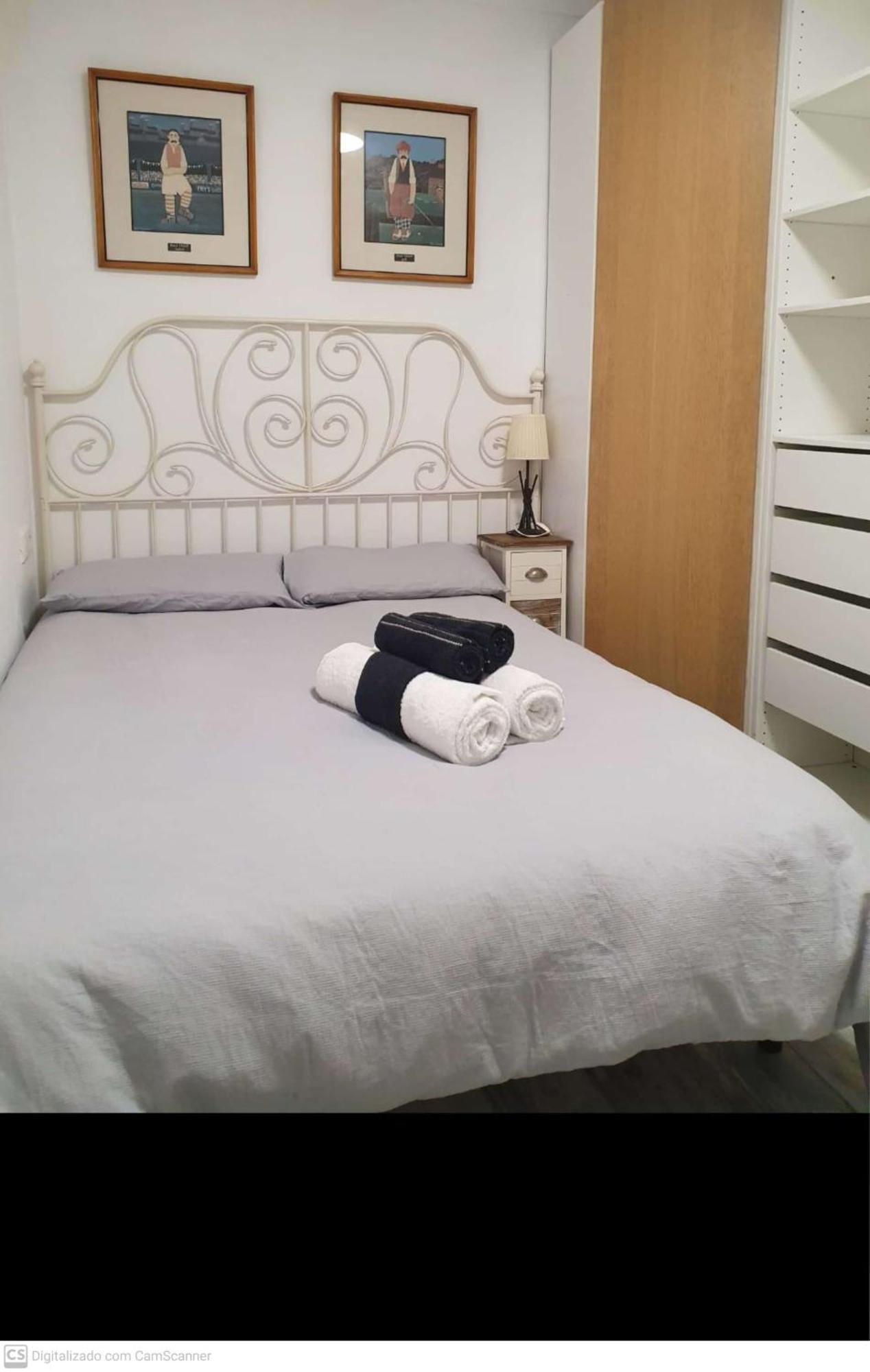 ברצלונה Studio Or Rooms With Private Bathroom Or Rooms With Shared Bathroom מראה חיצוני תמונה
