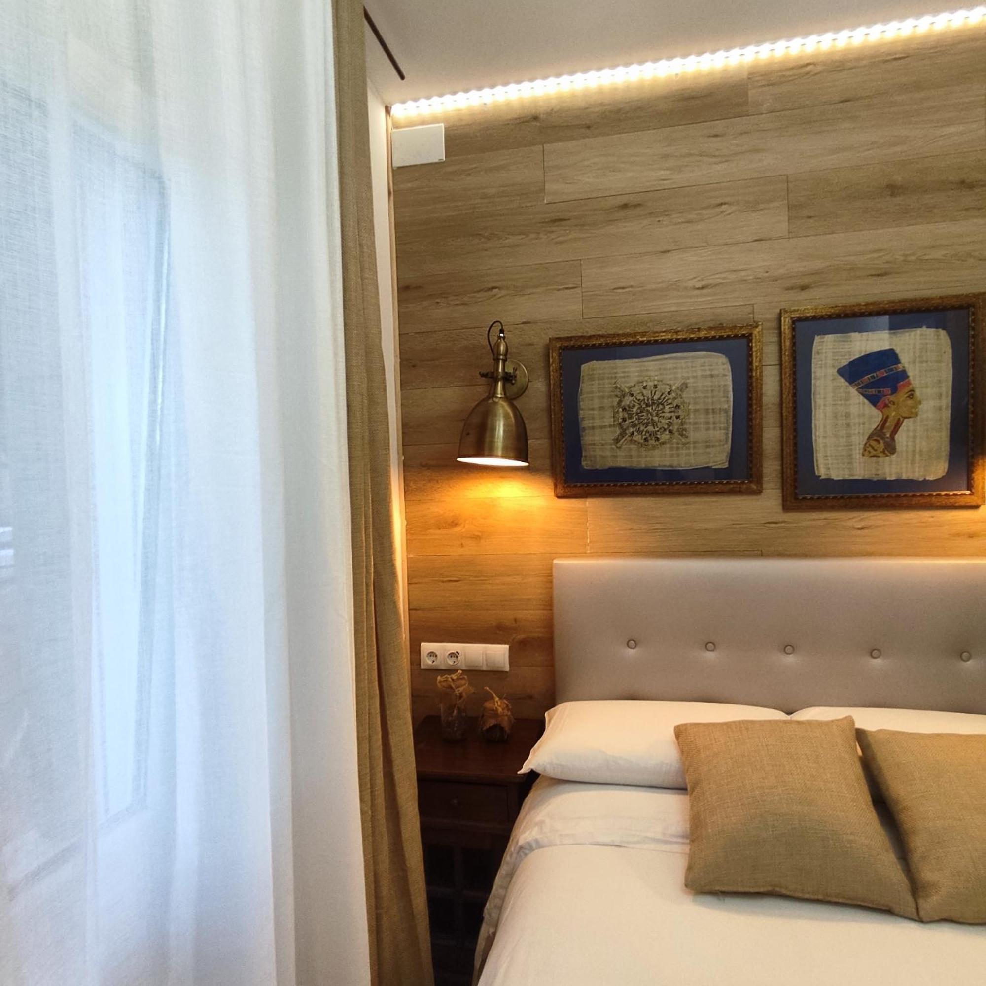 ברצלונה Studio Or Rooms With Private Bathroom Or Rooms With Shared Bathroom מראה חיצוני תמונה
