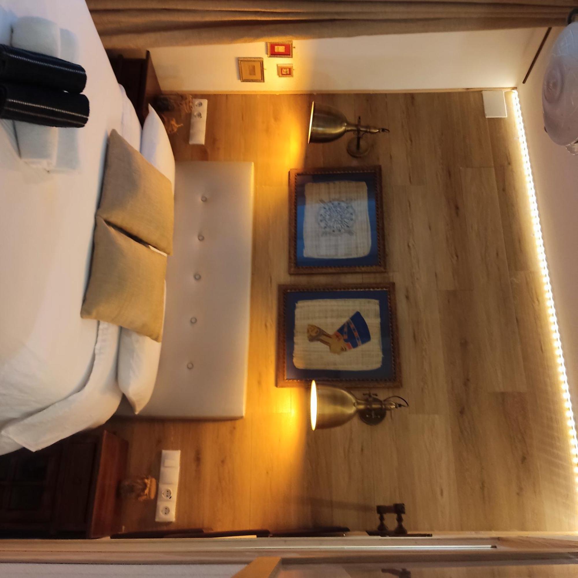 ברצלונה Studio Or Rooms With Private Bathroom Or Rooms With Shared Bathroom מראה חיצוני תמונה