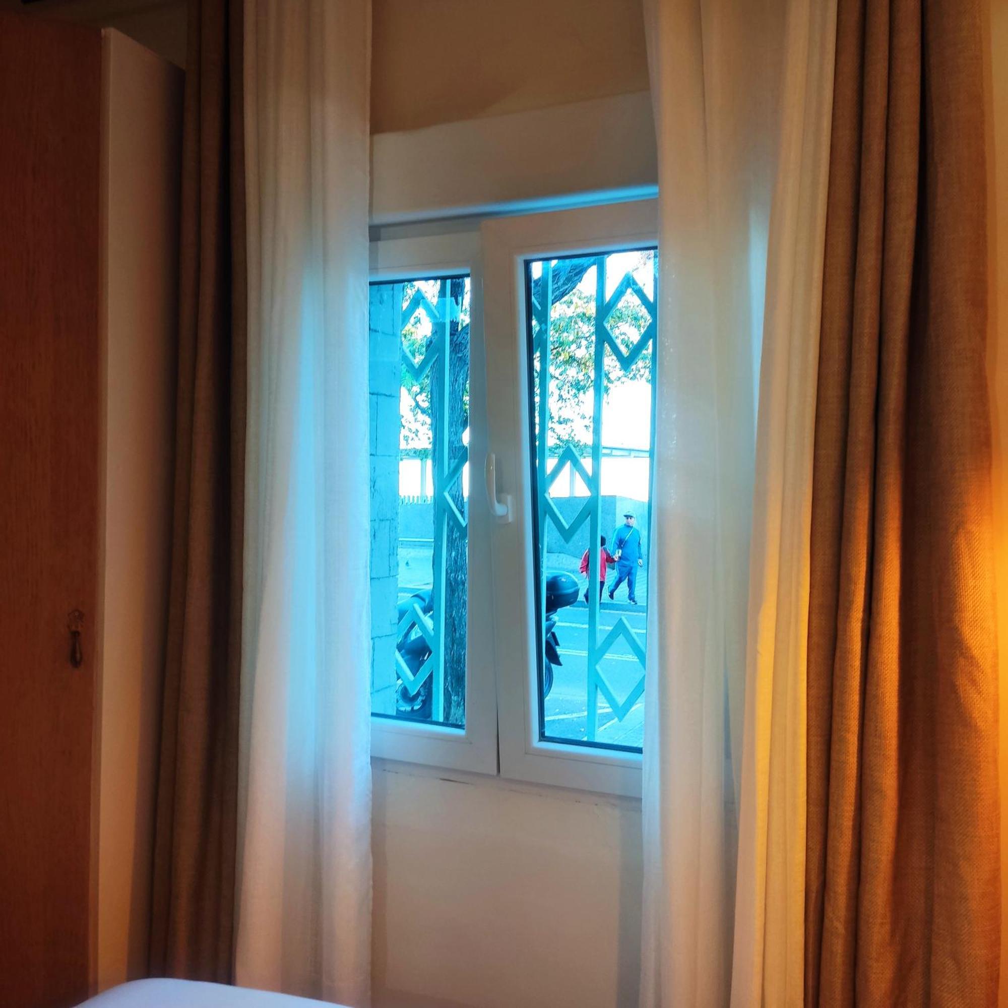 ברצלונה Studio Or Rooms With Private Bathroom Or Rooms With Shared Bathroom מראה חיצוני תמונה