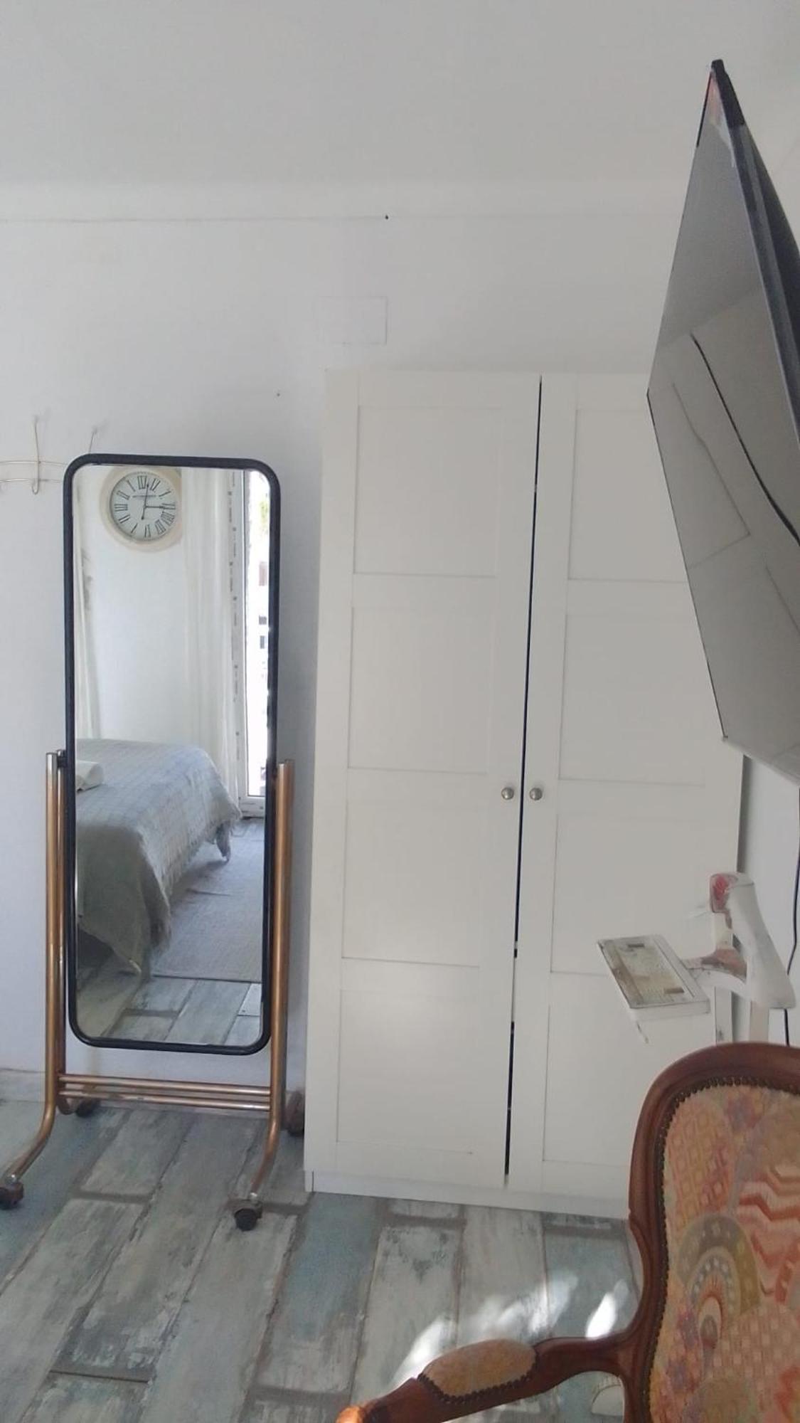 ברצלונה Studio Or Rooms With Private Bathroom Or Rooms With Shared Bathroom מראה חיצוני תמונה